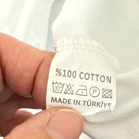 1989 Taylor's Version Shirt, Taylor Swift Re-Recorded Album Womens Sz L 19" PTP - Picture 6 of 7